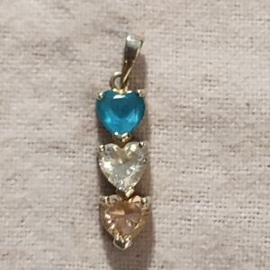 ❤️🥰💗Elegant triple Heart 925 Silver Pendant